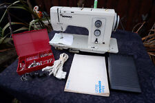 Bernina 840 machine a coudre 