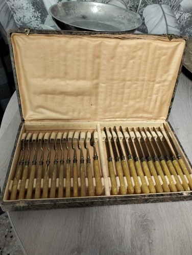 Coffret fourchettes et - de, 12