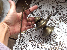 LAMPE A HUILE en bronze