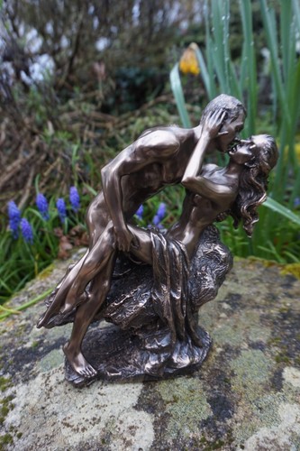 708 6723 figurine baiser - , le