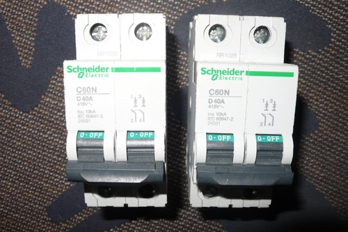 Disjoncteur 40a courbe - disjoncteur, d