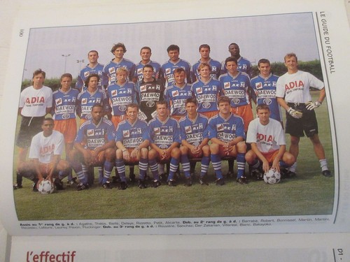 Football coupure couleur - coupure,