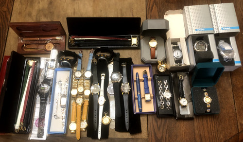 Montres vintage neuf stock - de,