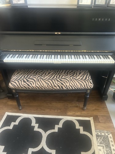 Yamaha upright piano - piano, keys