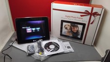 Cadre photo numérique LG 8'' , modèle F8010S-PNavec tous accessoires et carton