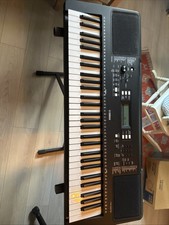 Yamaha PSR-E373 Pianos Numériques 