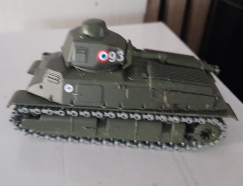 Mini char militaire - char, metal