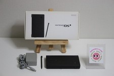 Console Nintendo DSi - Version