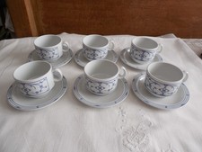 6 TASSES DE CAMPING PIQUE