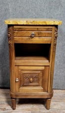 Table de nuits ou chevet style Louis XVI en noyer vers 1900