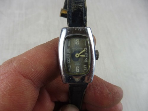 Ancienne montre mécanique