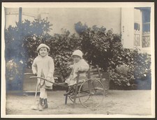 PHOTO ENFANTS JOUETS CROQUET