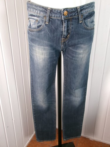 Pantalon jean délavé usé