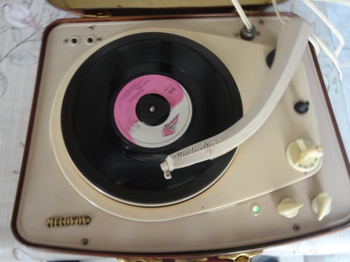 Ancien tourne disque melovox - ancien,