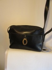  sac vintage lancel cuir noir et métal doré