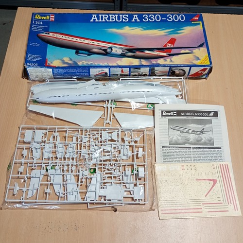 Airbus 330 300 - airbus,
