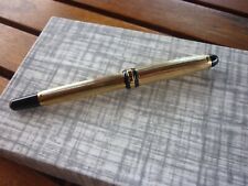 Stylo plume de collection. Iridium point. Germany. Style doré.
