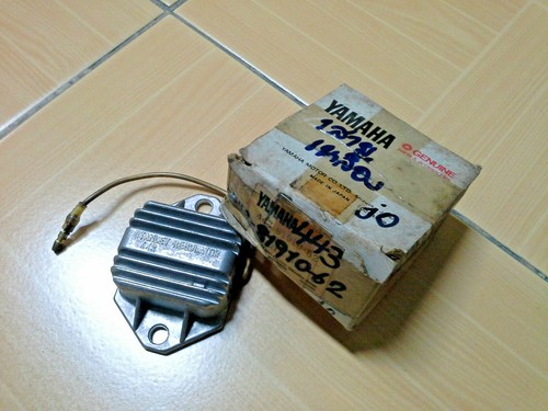 Yamaha dt125 dt175 dt250 dt400 - dt175,