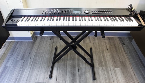 Roland 700gx digital stage - digital,