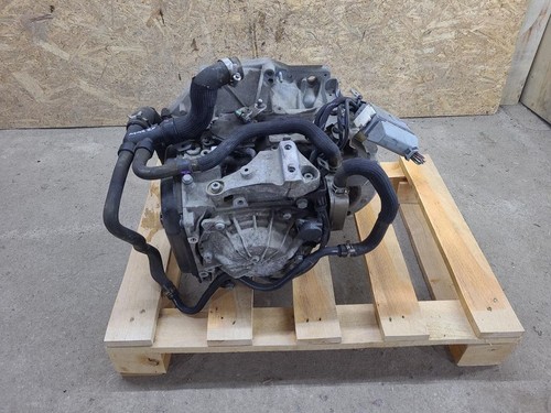 Peugeot 208 2013 - 2013, essence