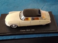 1/43  - Universal Hobbies