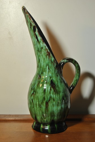 Grand pichet faience