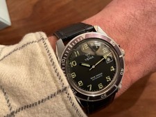 Montre Yema sous-marine