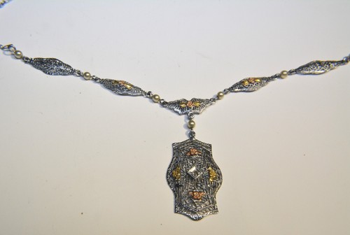 Collier blanc 10k - en,