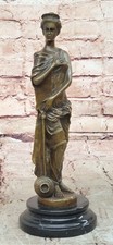 Sculpture En Bronze Statue
