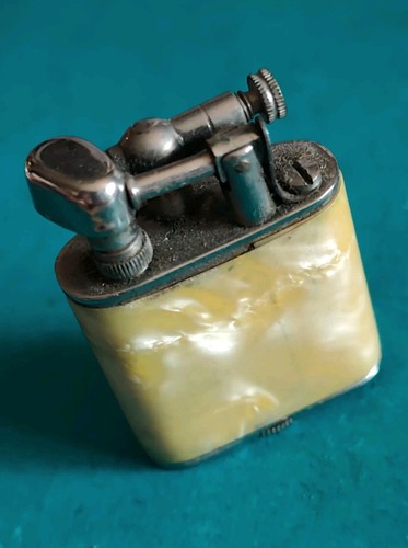 Ancien briquet essence - ,
