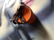 authentique HERMES PARIS orange twilly foulard boîte ronde vide avec ruban scar
