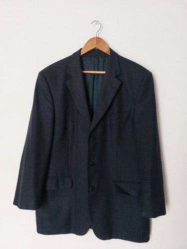 Très belle veste - très,