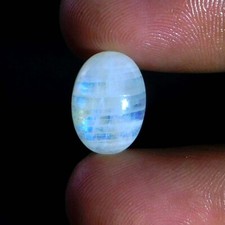 Cabochon ovale blanc