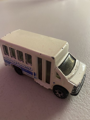 Matchbox airport shuttle - matchbox,