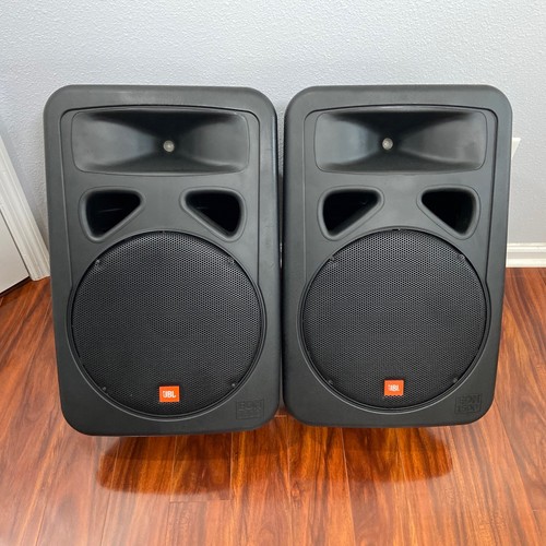 Jbl eon 1500 speakers - 15″,