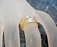 Bague froissée en  or  18K   poincon 750  T 53