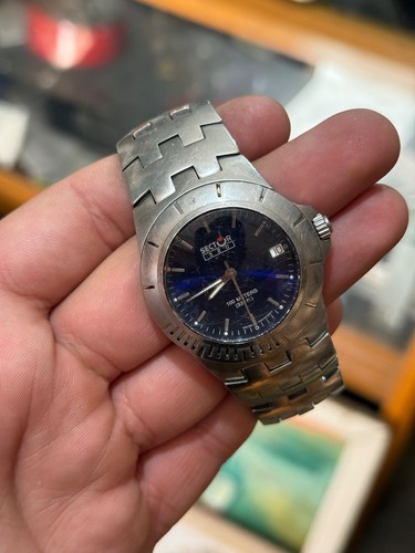 Sector 320 diver - sector, swiss