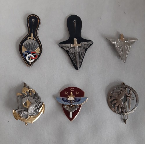 Lot insignes écussons de - lot, d'insignes