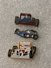 lot 3 x pin's voiture de
