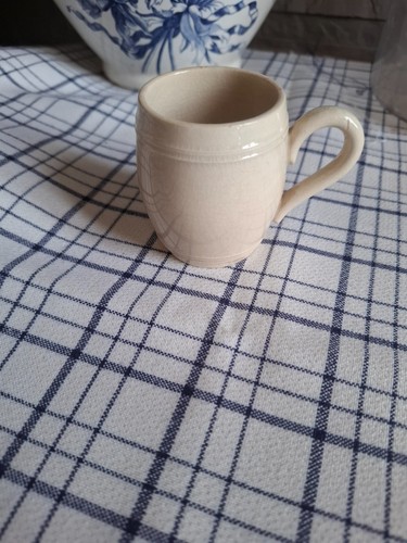 Ancien petit pot - , de
