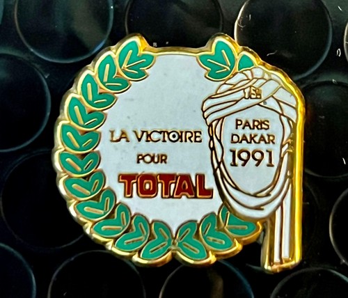 Pin rallye paris - rallye, 1991