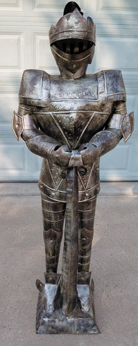 Vintage medieval knight statue - vintage,