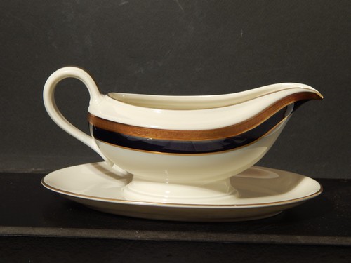 Vase sauce vintage - vintage, en