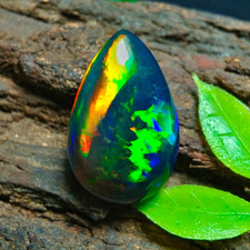 12,70 CT Rare Cabochon Opale