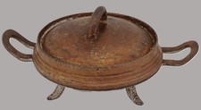 Mini tourtière en fonte ø 13.5 cm cocotte ? brûle encens ?