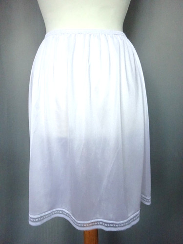 Joli jupon vintage dentelle - jupon,