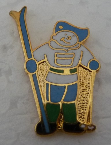 Pin militaire 27 - pin's,