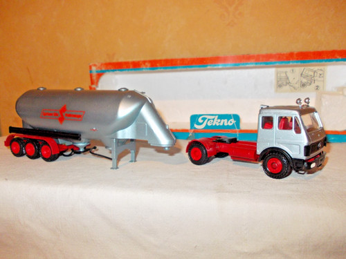 Camion mercedes citerne tanker - camion,
