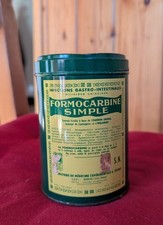 Ancienne boîte métallique