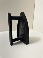 Ancien Petit Fer A Repasser